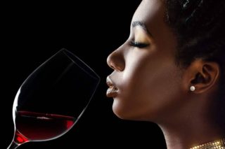 Wine: 
A wine with a high alcohol scent is described as 'heady', and 'perfumed' refers to a delicate bouquet.
#wine #diningetiquette #finedining #winetasting