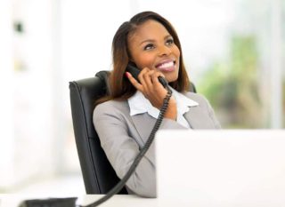 Reception:
If you're on a call when a visitor walks in, be sure to make eye contact and smile in order to acknowledge their arrival.
#receptionist #corporate #training #businessetiquette